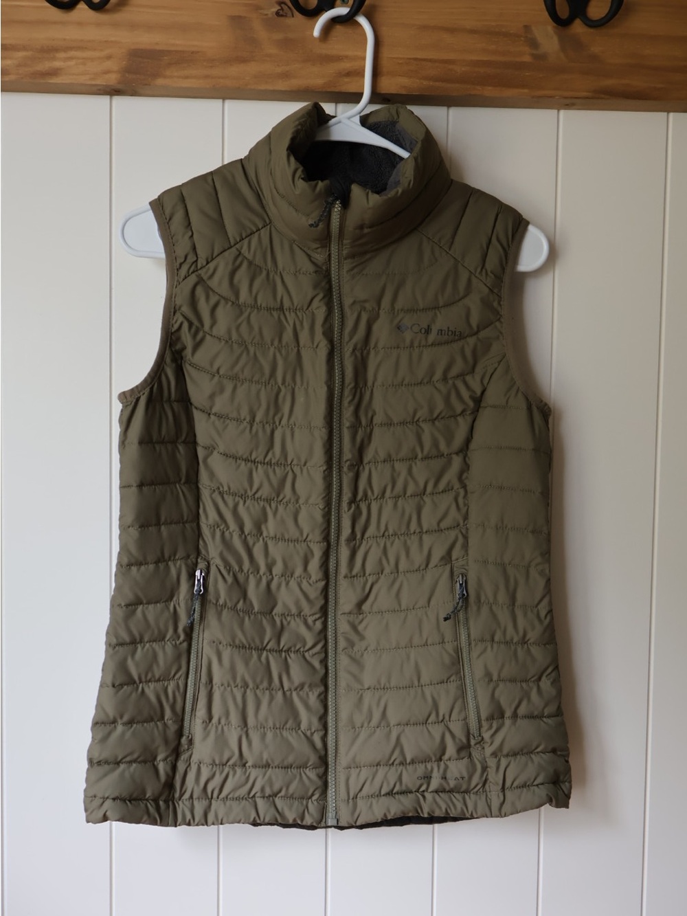 Columbia Women's Olive Green Quilted Sleeveless Vest OmniHeat Sz S